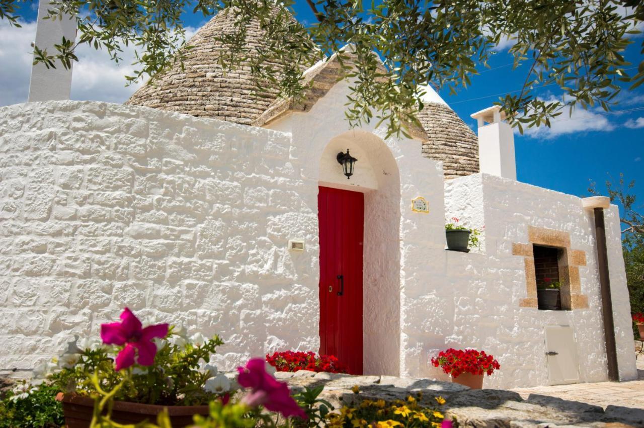 I Trulli Degli Ulivi Villa โลโกโรตอนโด ภายนอก รูปภาพ